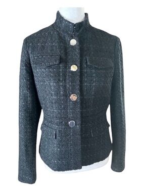 ANN TAYLOR Blazer, Faux Flap Pockets in Front, Silver Buttons, Size 0.